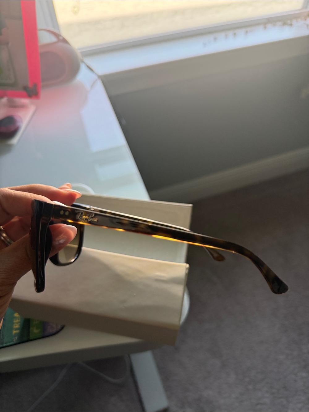 Ray-Ban Women’s Tortoiseshell Cat-Eye Sunglasses - Brown Lenses - Picture 3 of 4